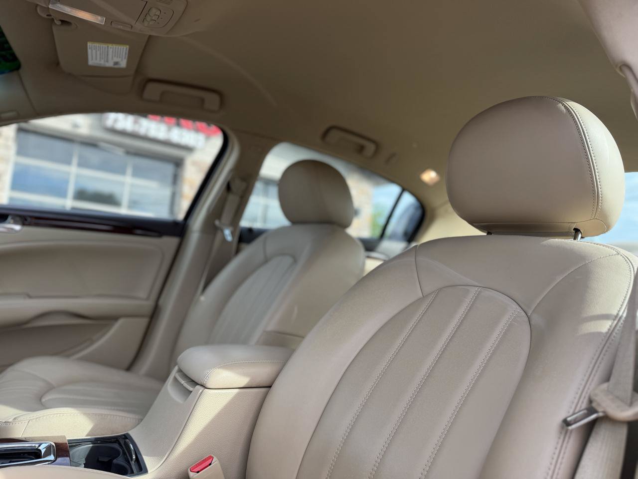 Used 2011 Buick Lucerne CXL FWD image 11