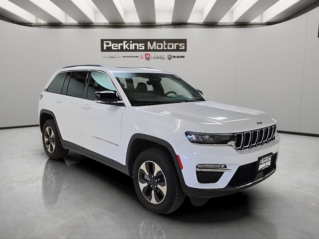 Used 2024 Jeep Grand Cherokee Limited 4xe AWD/4WD image 7
