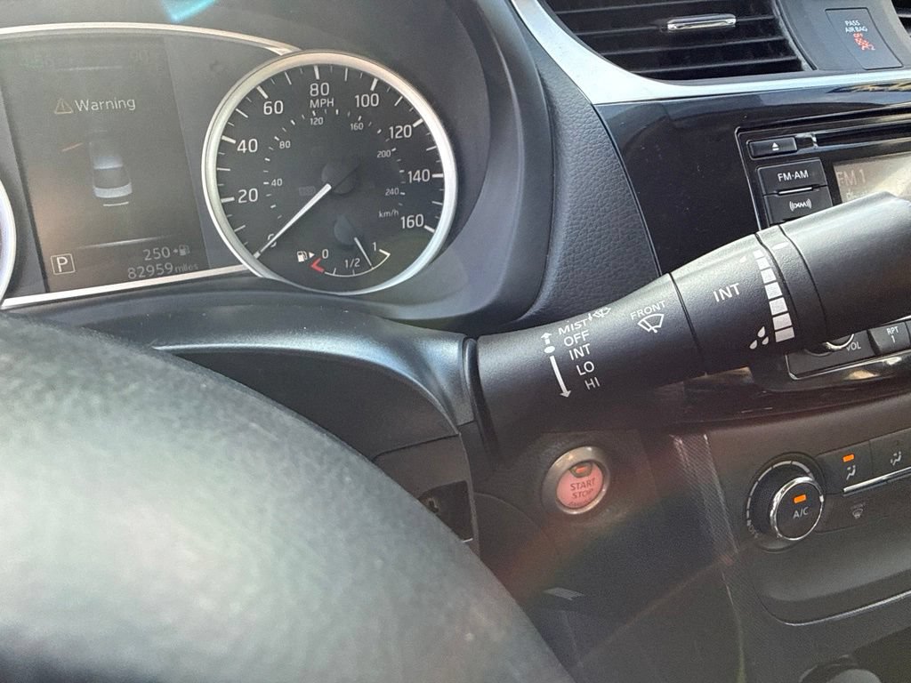 Used 2017 Nissan Sentra SR FWD image 23