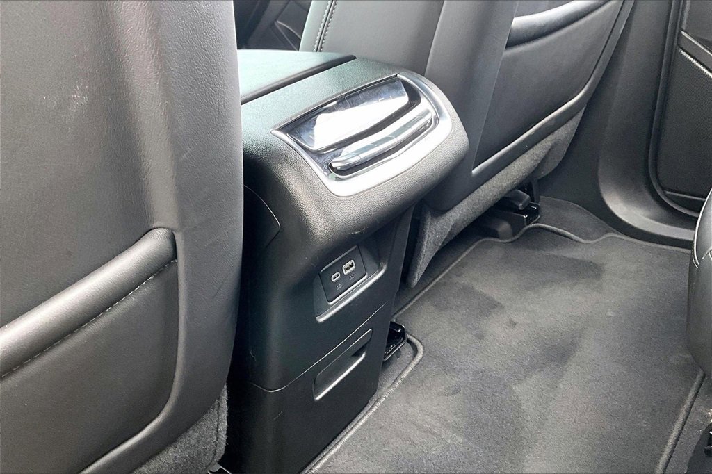 Certified 2025 Cadillac XT6 Premium Luxury image 24