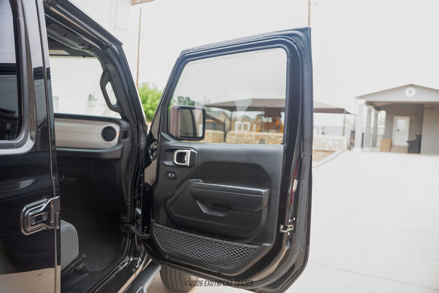 Used 2024 Jeep Wrangler Unlimited Sport AWD/4WD image 35