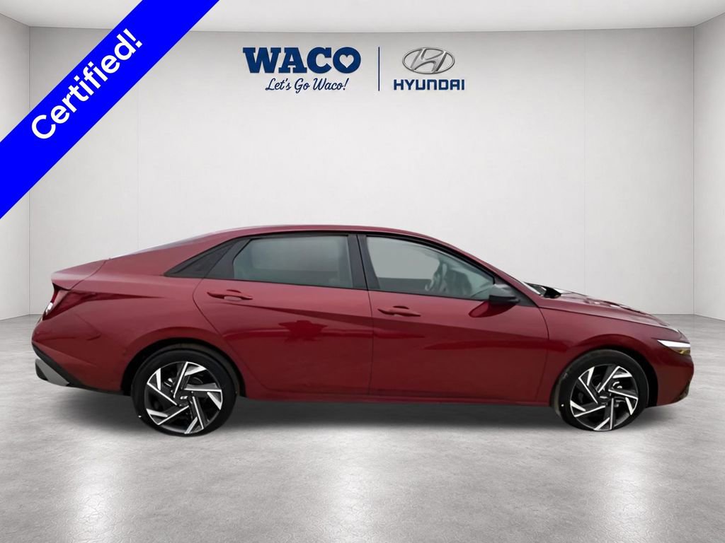 Used 2025 Hyundai Elantra Sport FWD image 14