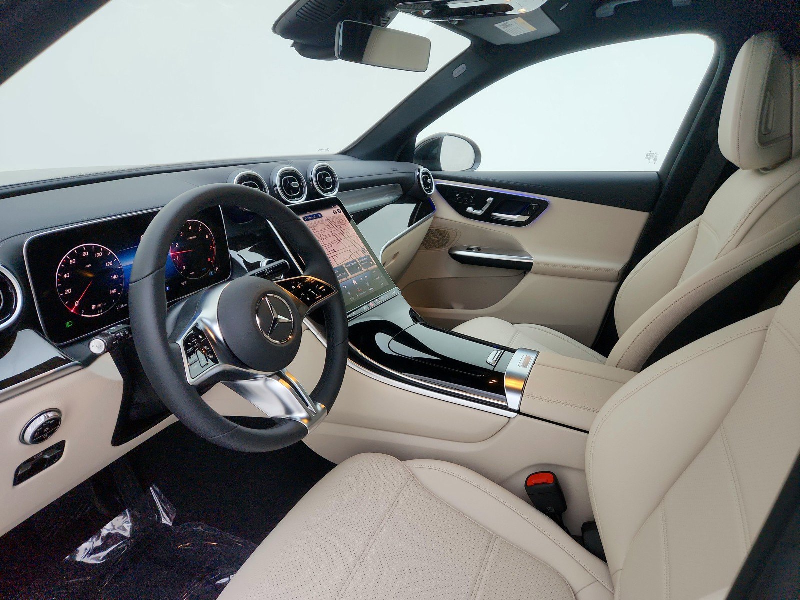 Certified 2024 Mercedes-Benz GLC 300 image 16