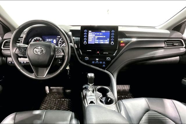 Used 2024 Toyota Camry SE image 7