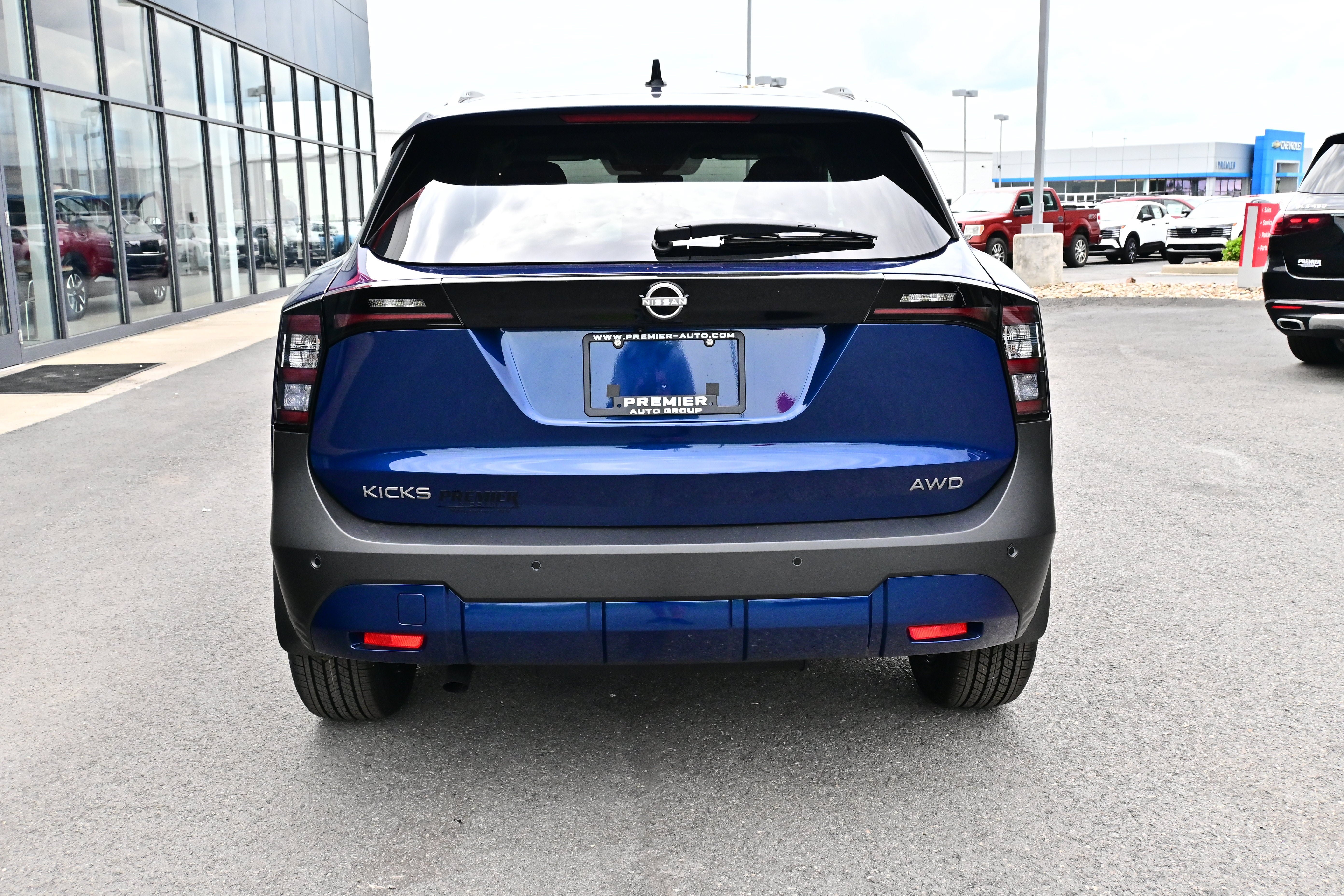 New 2026 Nissan Kicks SV w/ SV Premium Package AWD/4WD image 7