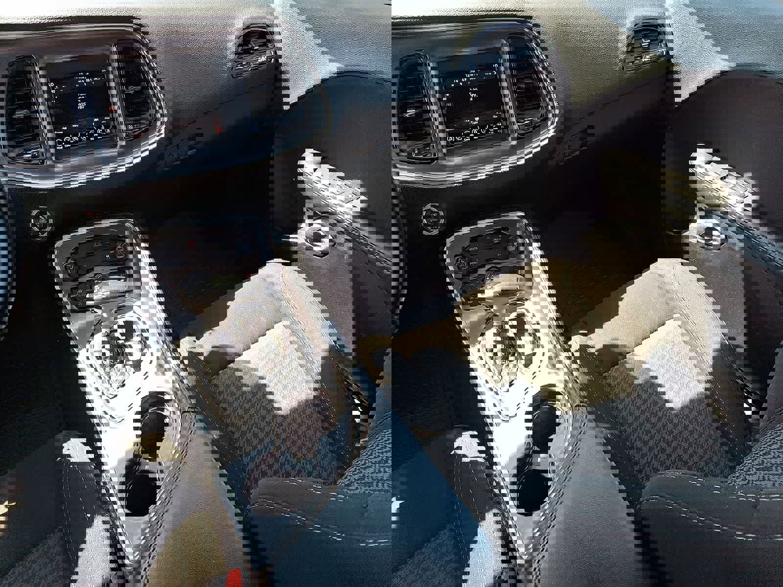 Used 2021 Dodge Challenger SXT image 12