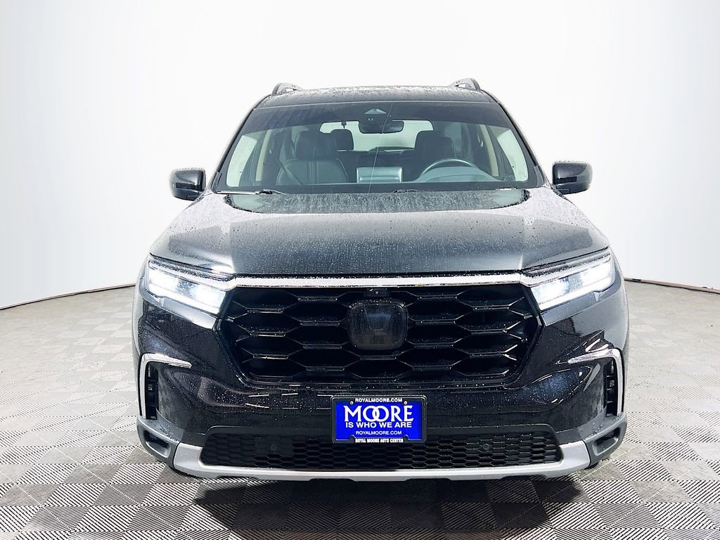 Used 2024 Honda Pilot Elite image 2