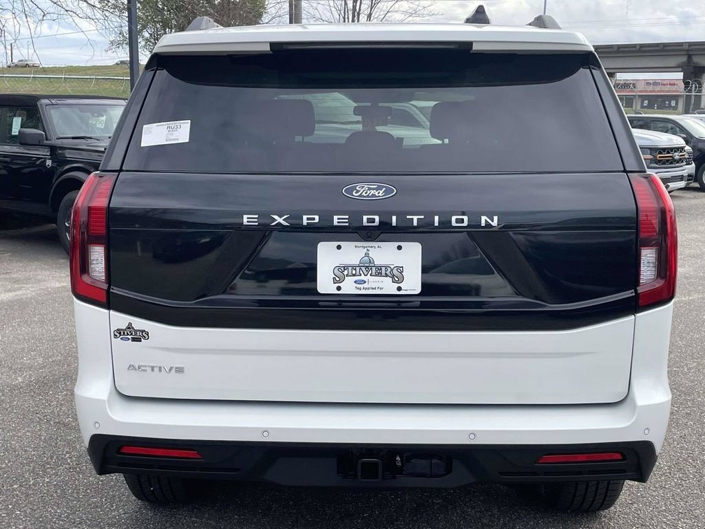 New 2026 Ford Expedition Active RWD image 4