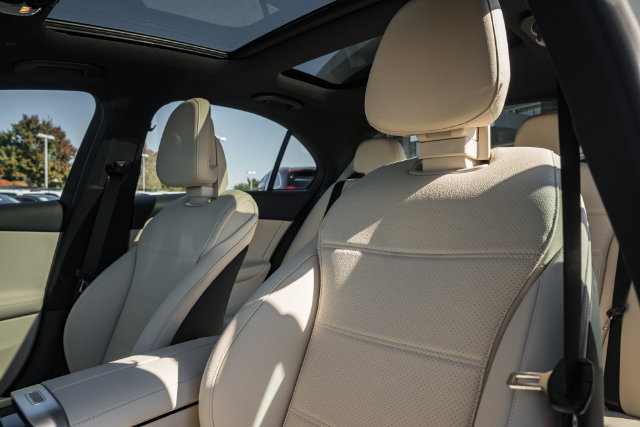 New 2027 Mercedes-Benz C 300 4MATIC Sedan image 34