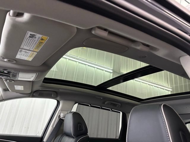 Certified 2026 Acura MDX w/ Advance Package AWD/4WD image 10