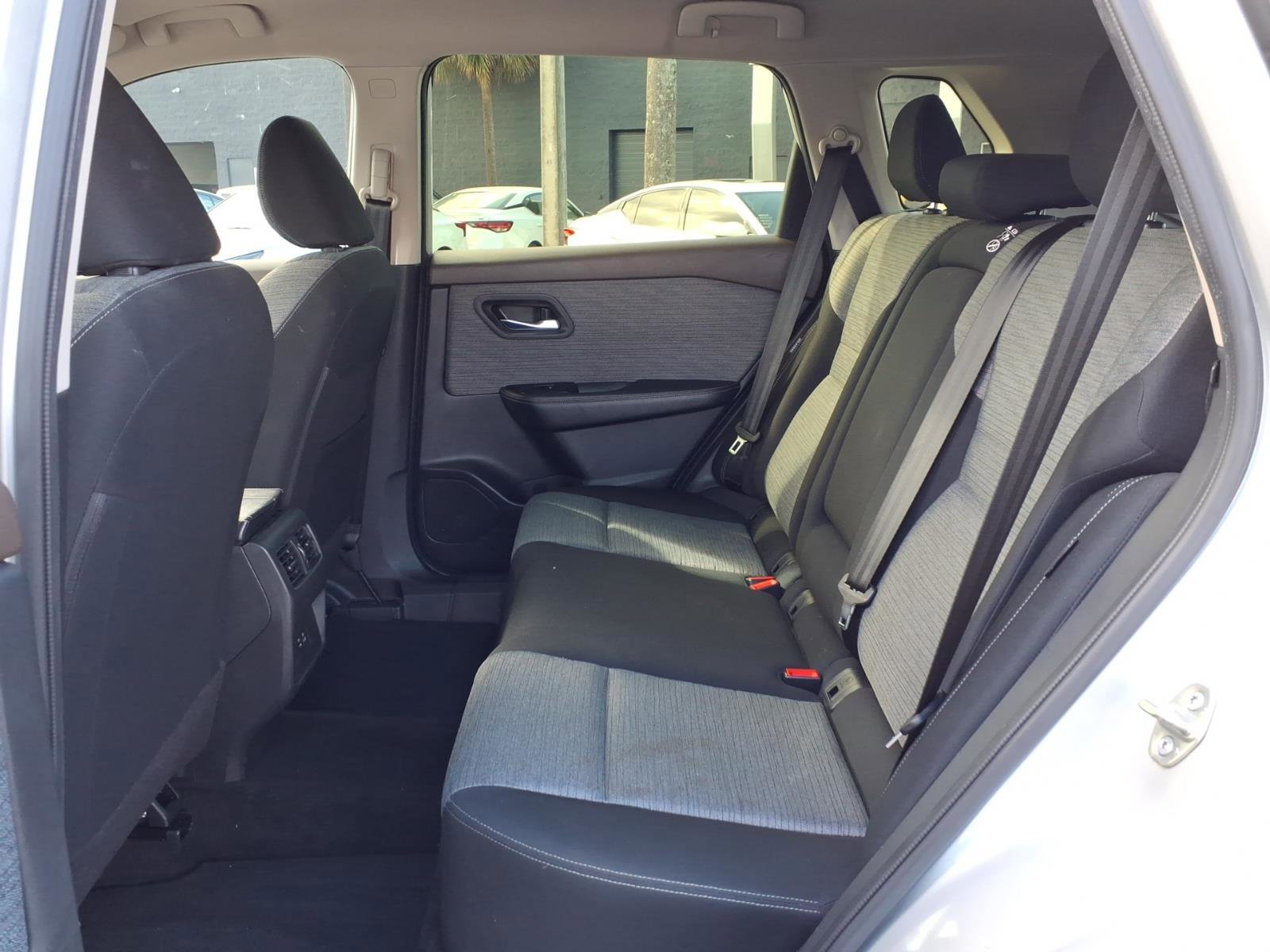 Certified 2023 Nissan Rogue SV image 18