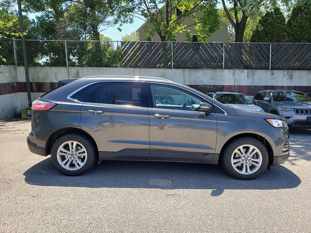 Used 2019 Ford Edge SEL w/ Equipment Group 201A FWD image 3