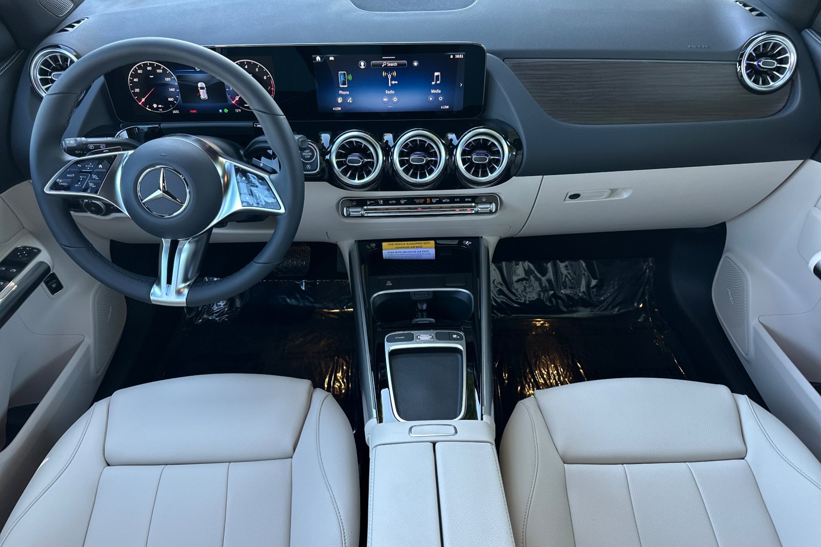New 2026 Mercedes-Benz GLA 250 4MATIC image 13