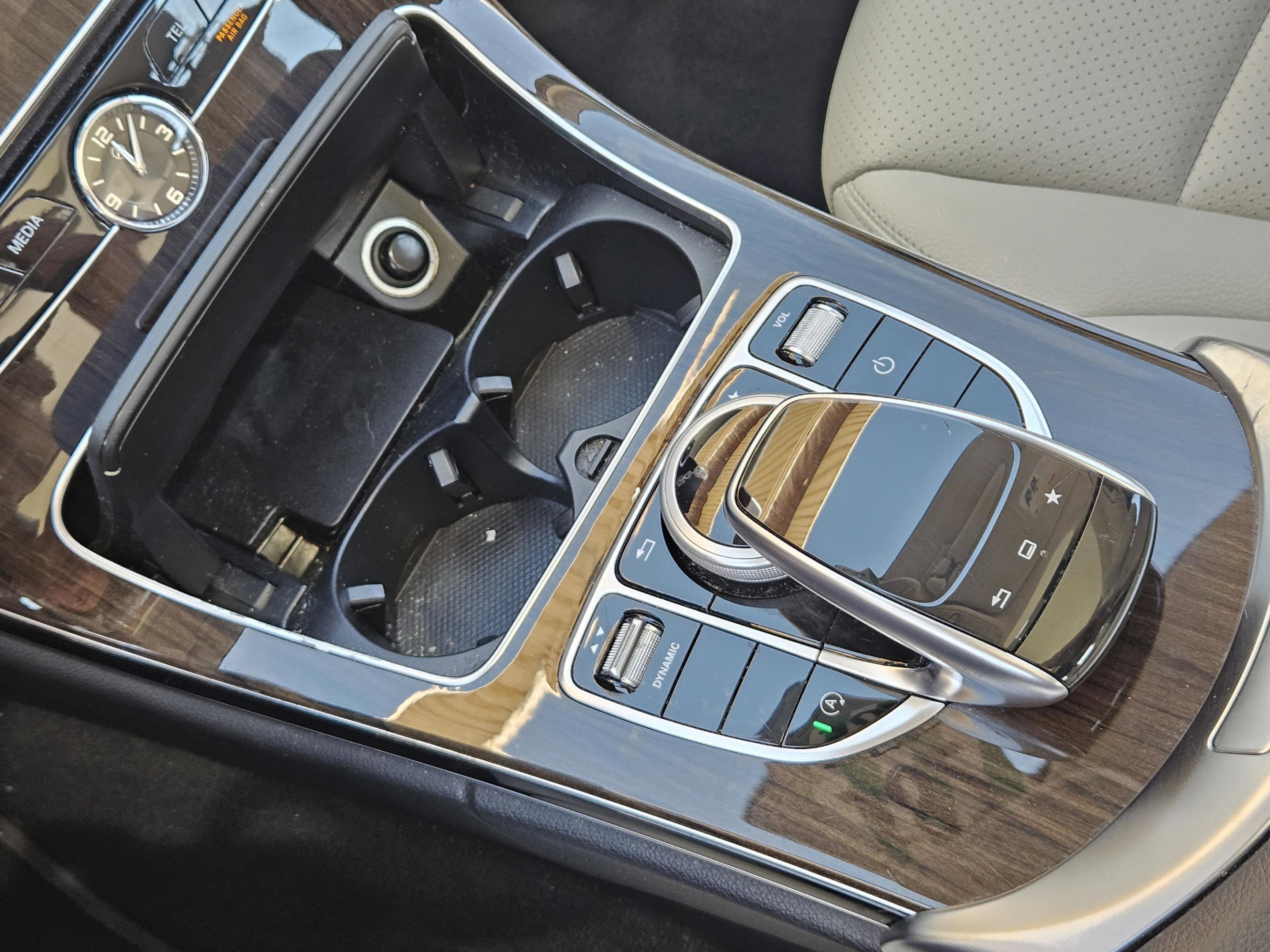 Used 2016 Mercedes-Benz C 300 Sedan image 25