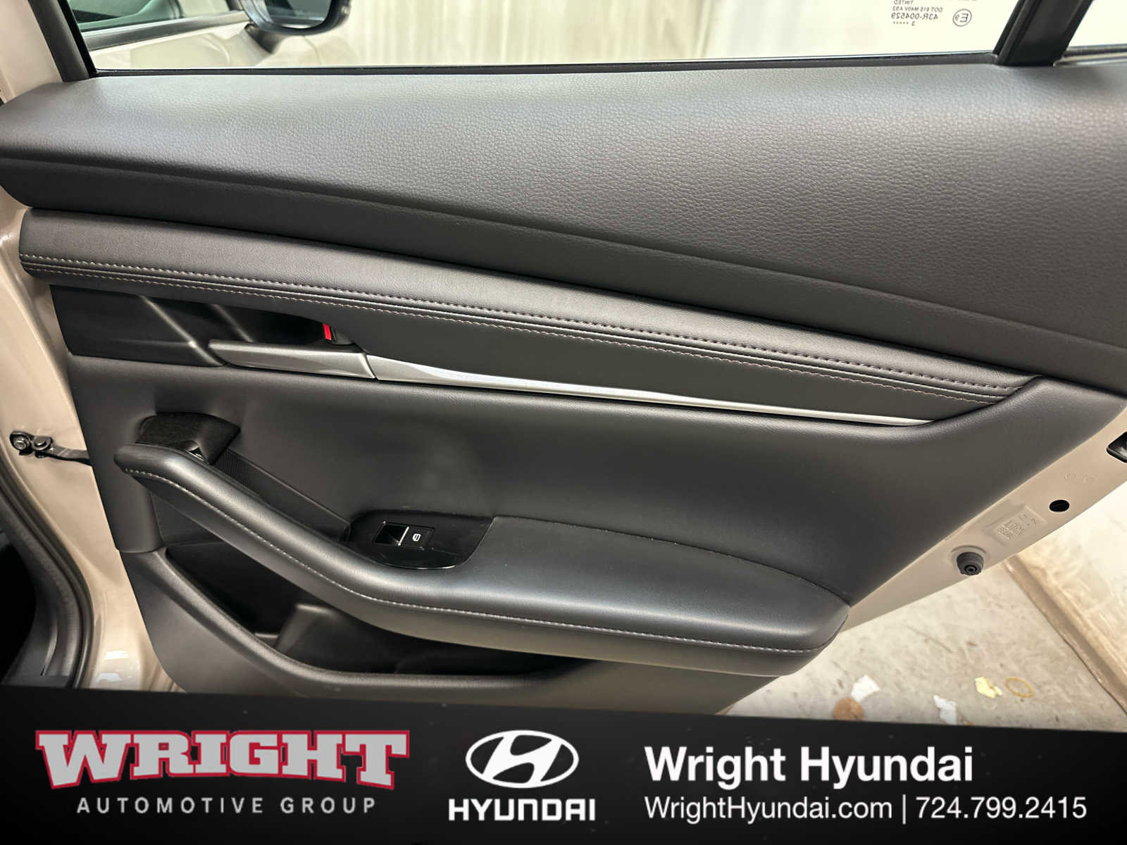 Used 2024 MAZDA MAZDA3 s image 14