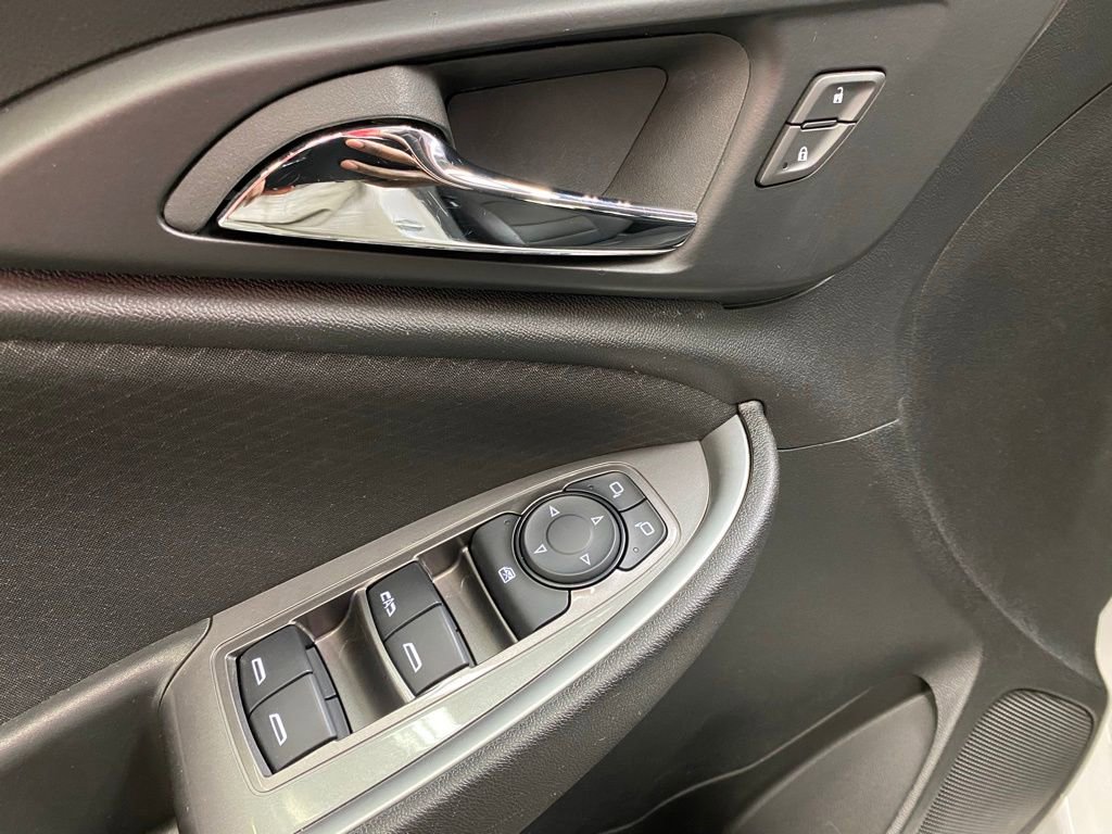 Used 2024 Chevrolet Malibu LT image 20