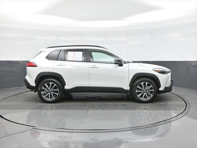 Certified 2025 Toyota Corolla Cross XLE w/ Convenience Package AWD/4WD image 10