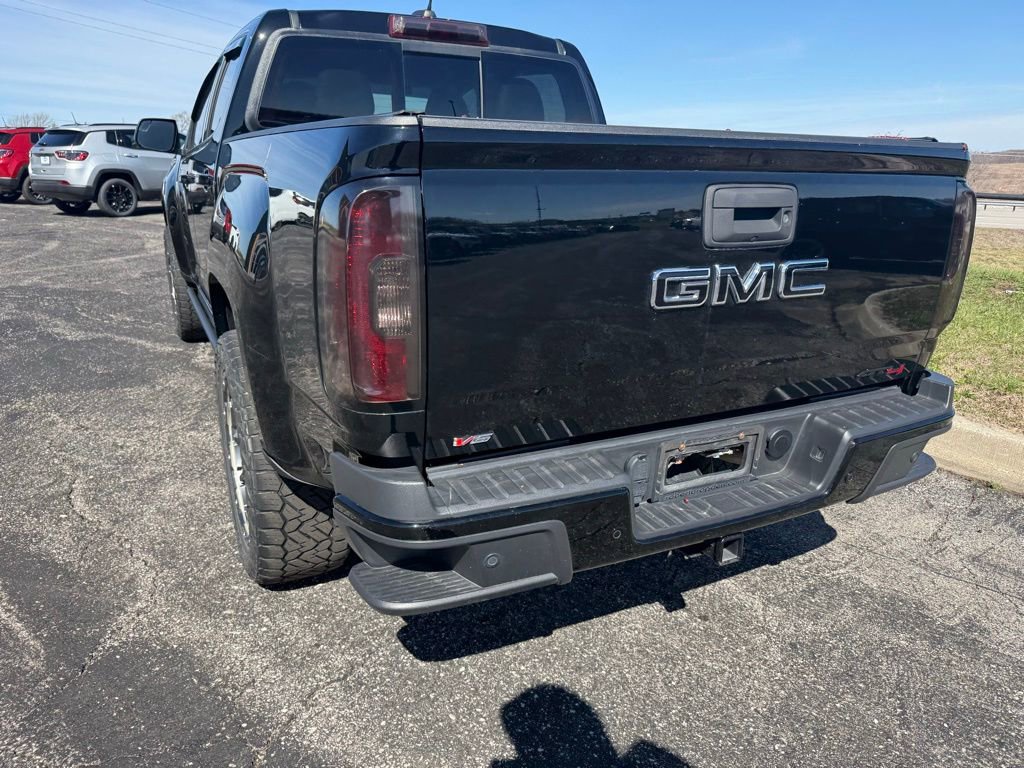 Used 2022 GMC Canyon AT4 image 8