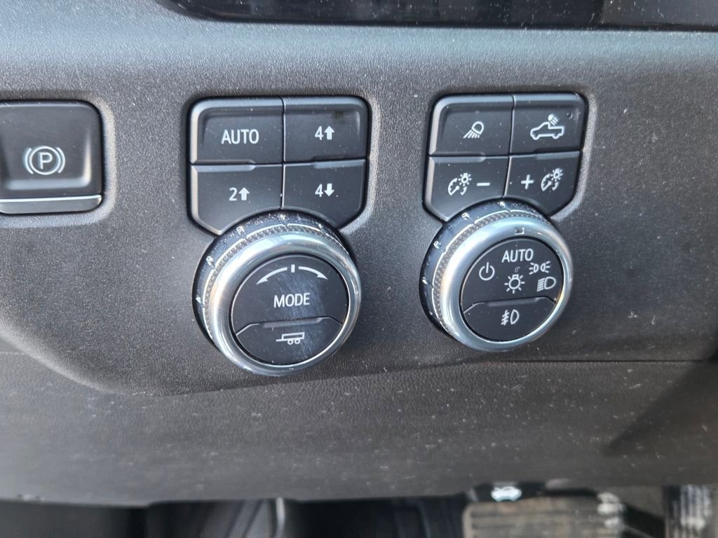 Used 2022 GMC Sierra 1500 SLT w/ SLT Premium Plus Package image 33