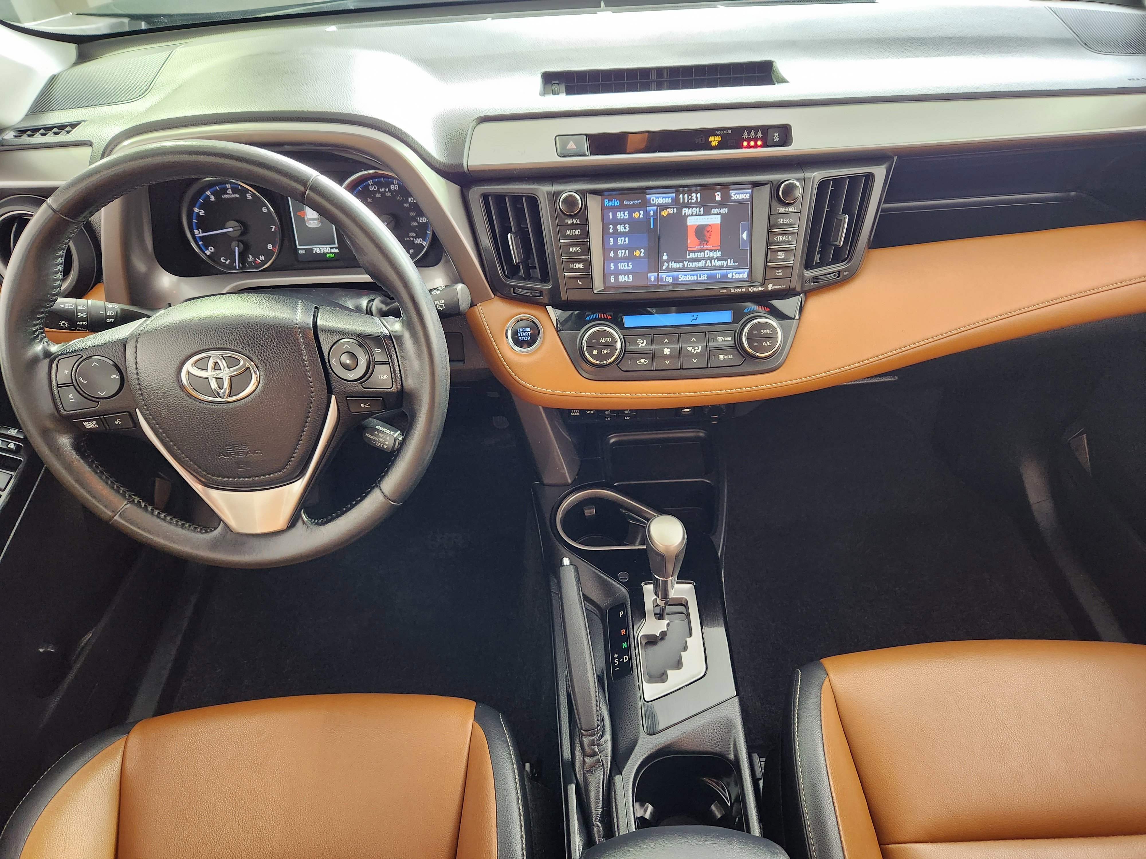 Used 2017 Toyota RAV4 Limited image 15