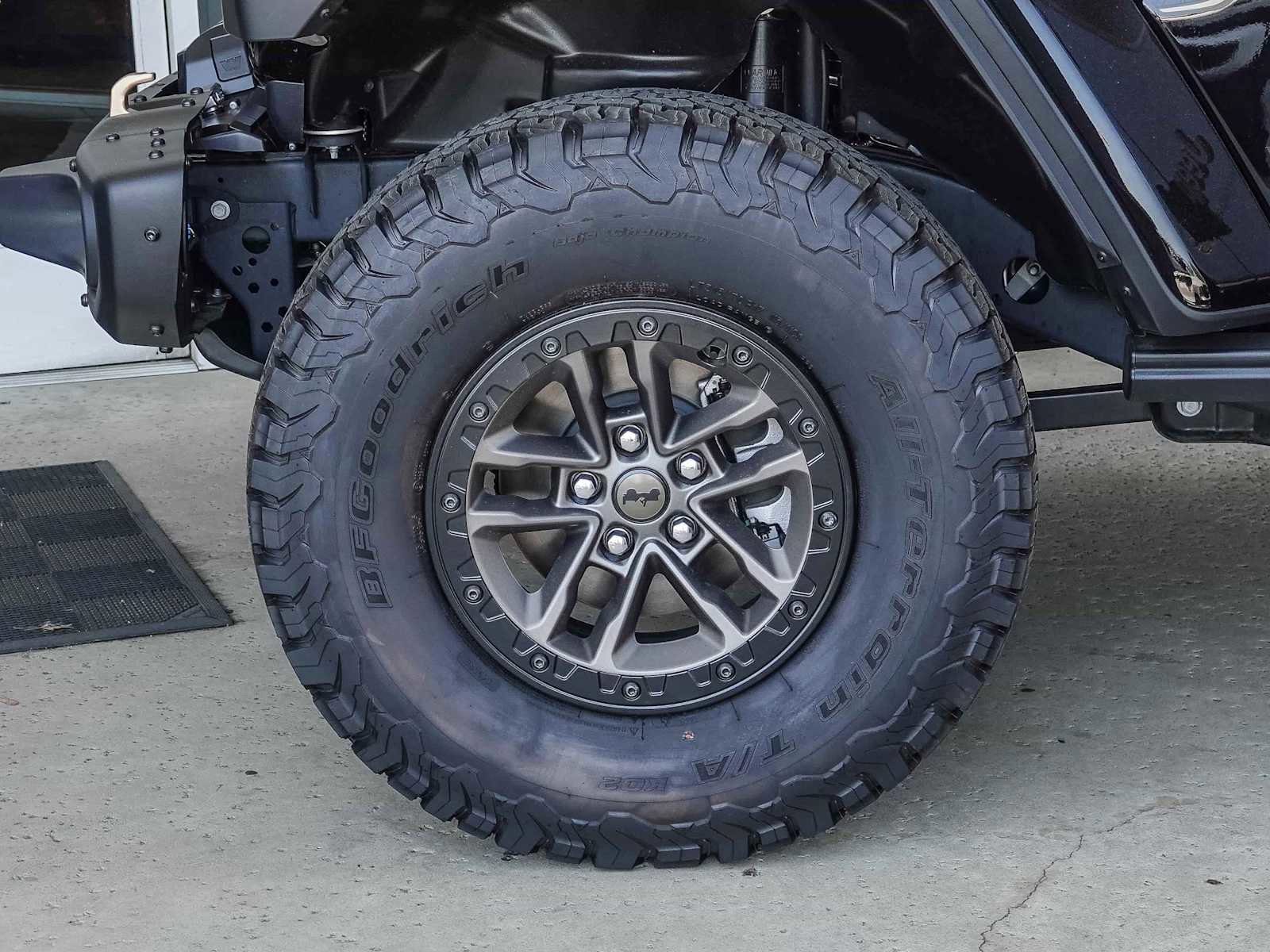 New 2025 Jeep Wrangler Unlimited Rubicon 392 image 9