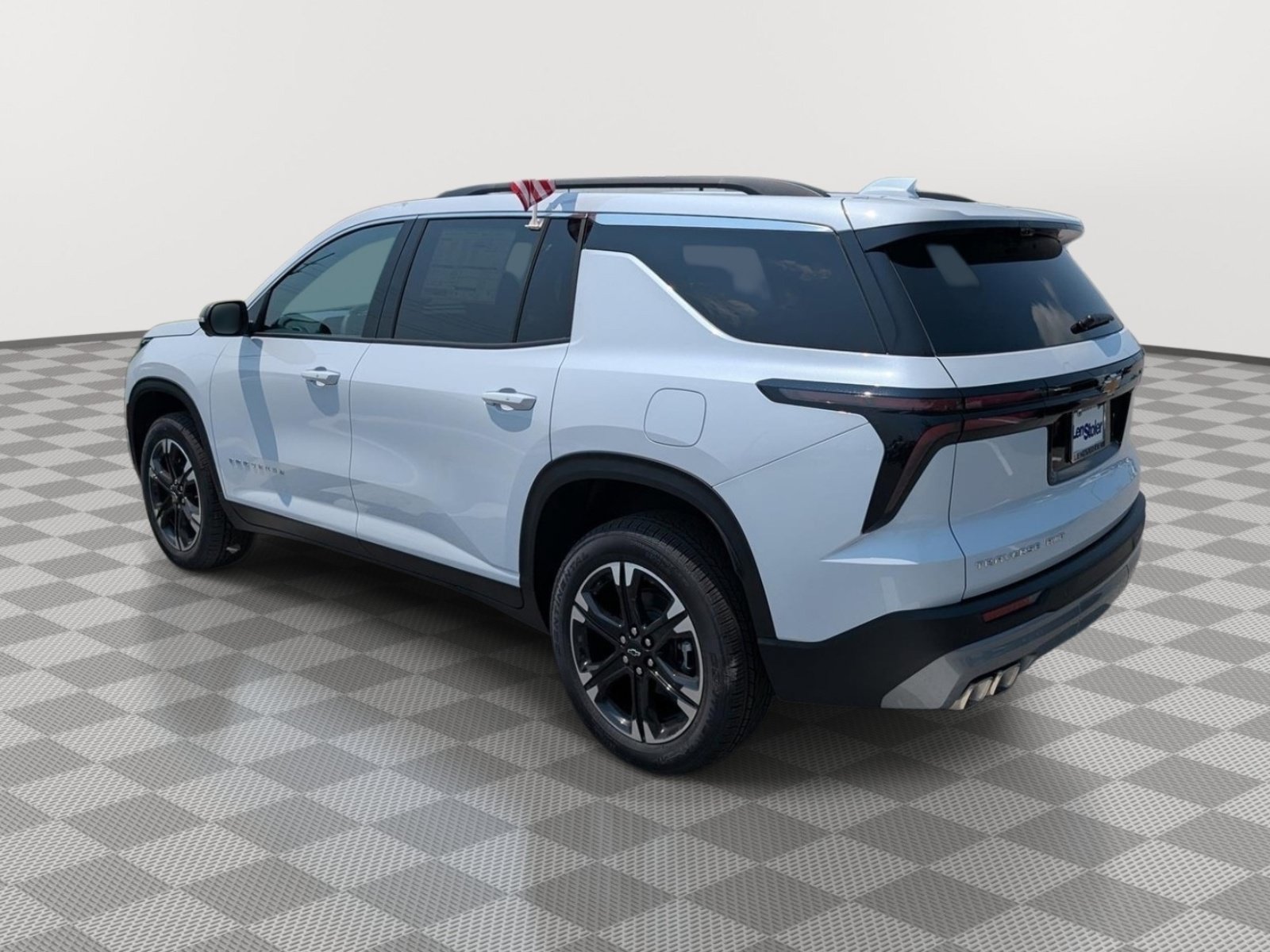 New 2027 Chevrolet Traverse LT w/ Sun and Wheel Package AWD/4WD image 2