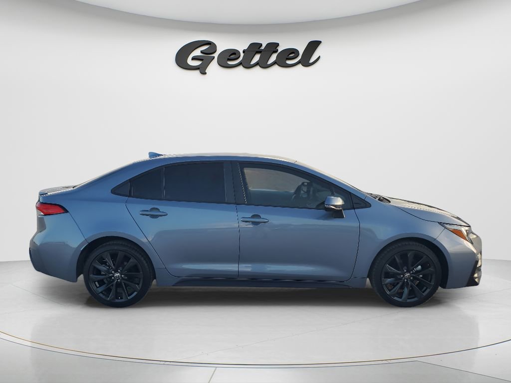Certified 2024 Toyota Corolla SE image 3