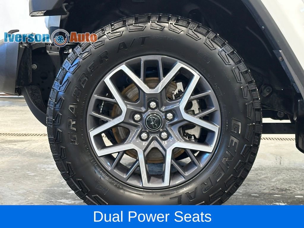 Used 2024 Jeep Wrangler Sahara w/ Technology Group image 13