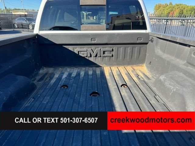 Used 2018 GMC Sierra 2500 SLT w/ Duramax Plus Package AWD/4WD image 17