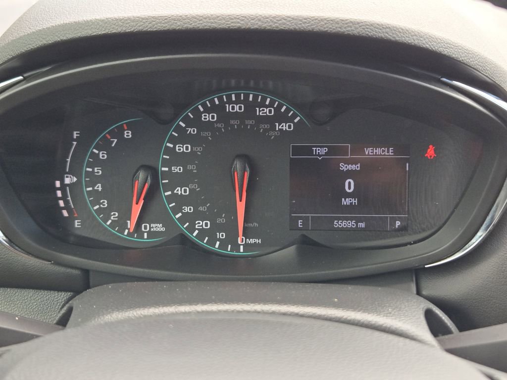 Used 2020 Chevrolet Trax LT w/ LT Convenience Package FWD image 11
