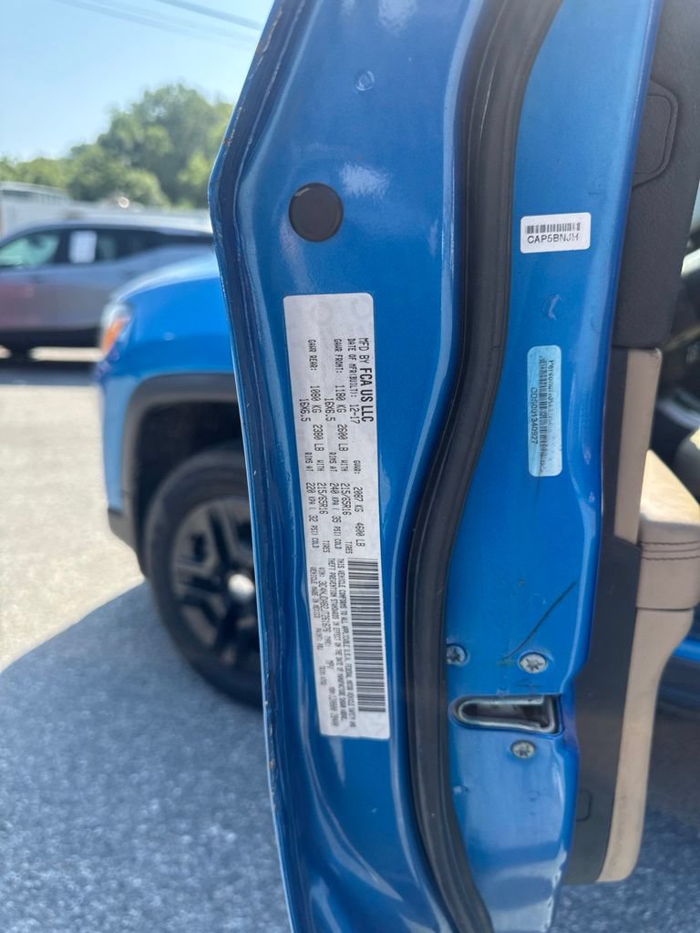 Used 2018 Jeep Compass Sport w/ Cold Weather Group AWD/4WD image 23