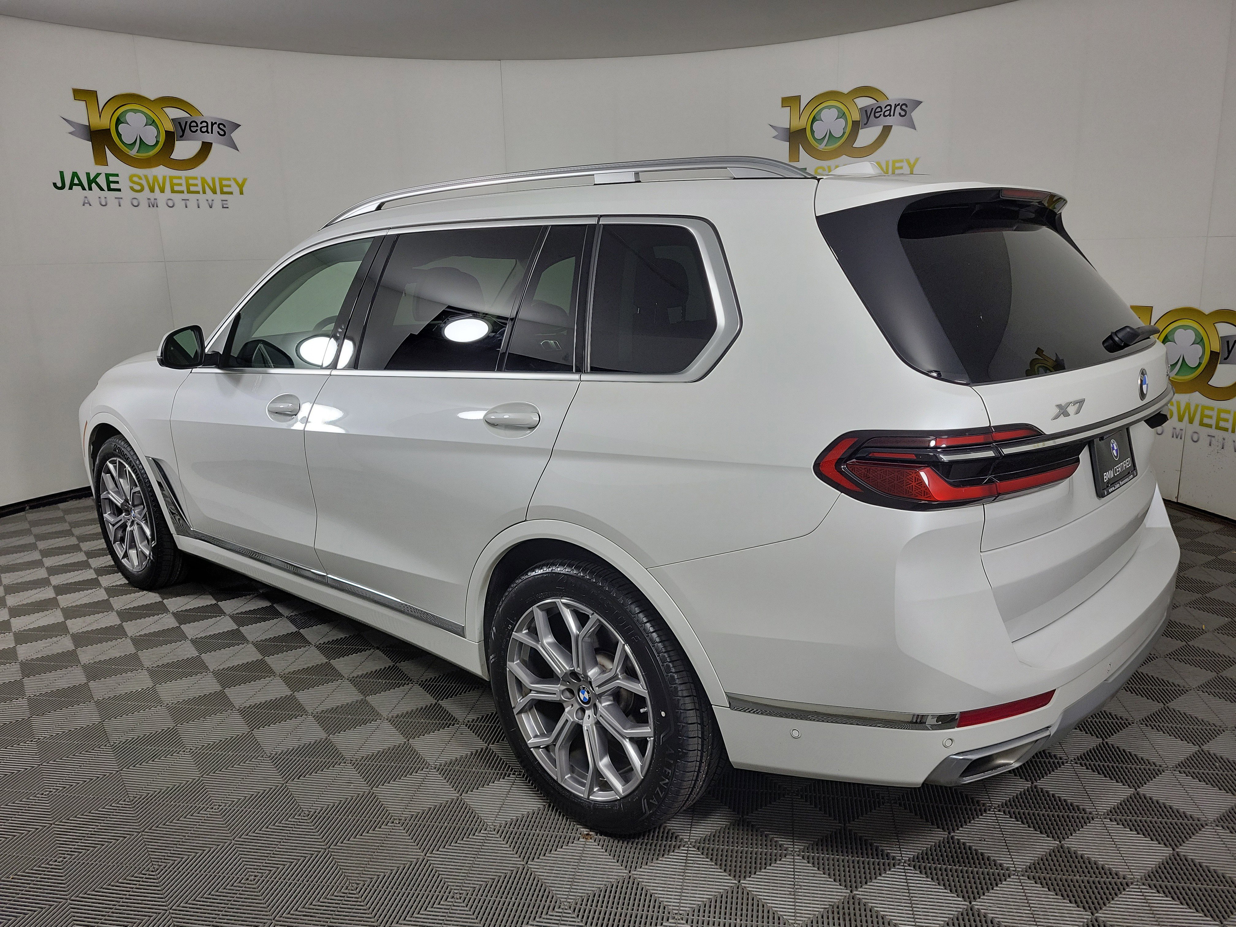 Certified 2024 BMW X7 xDrive40i w/ Executive Package AWD/4WD image 5