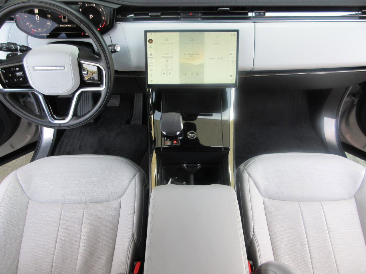 Used 2024 Land Rover Range Rover Sport SE image 16