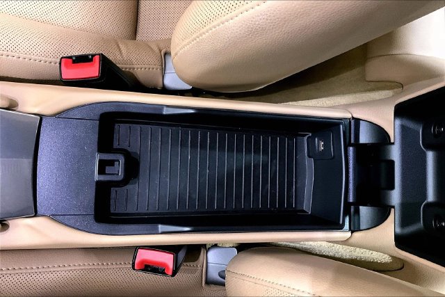 Used 2017 Porsche 911 Targa 4S AWD/4WD image 18