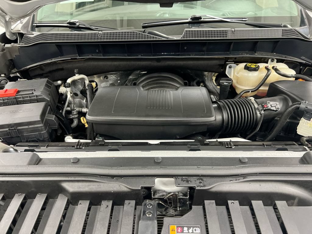 Used 2019 Chevrolet Silverado 1500 LTZ w/ LTZ Premium Package AWD/4WD image 25