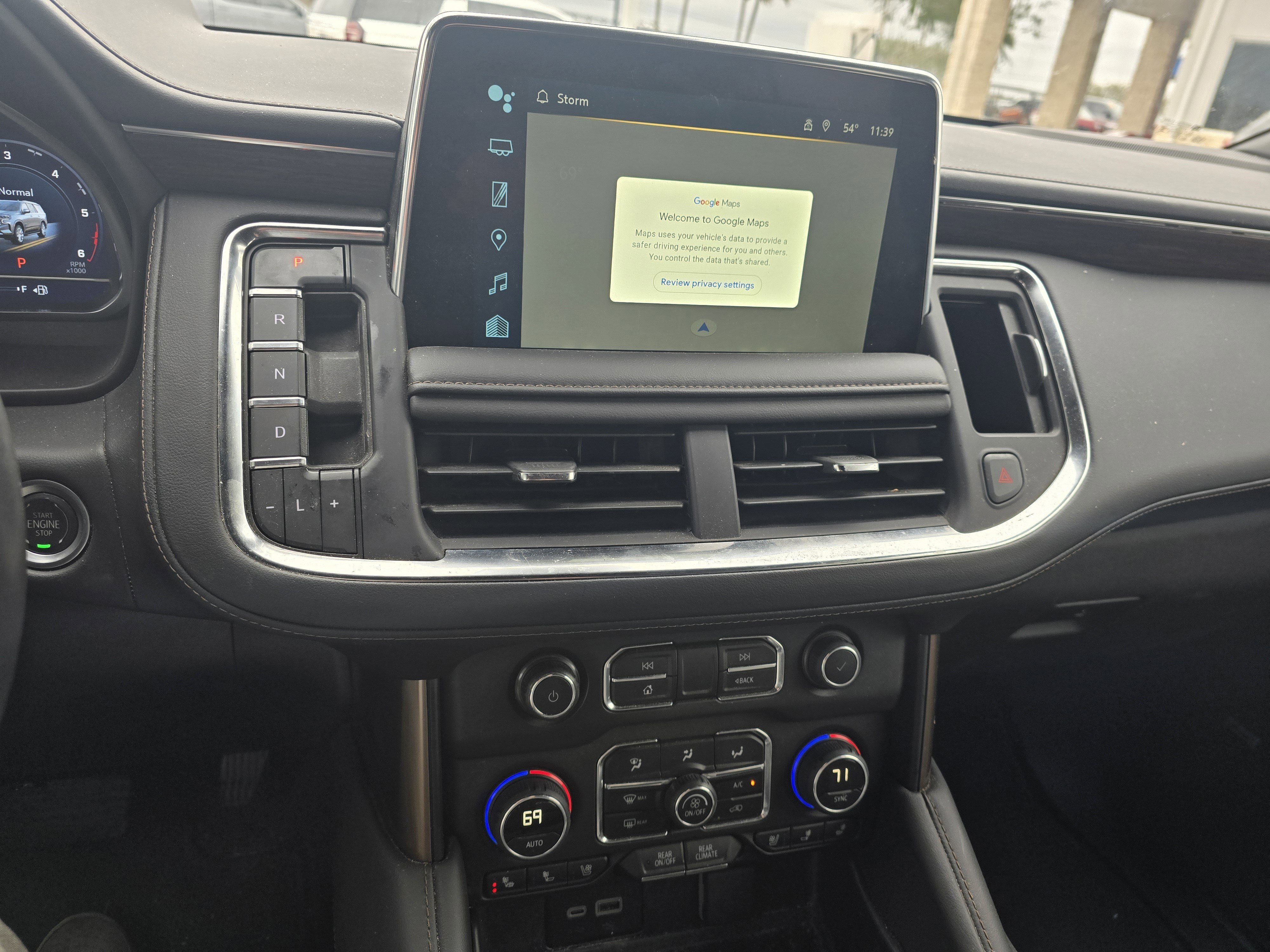 Used 2024 Chevrolet Tahoe High Country image 14