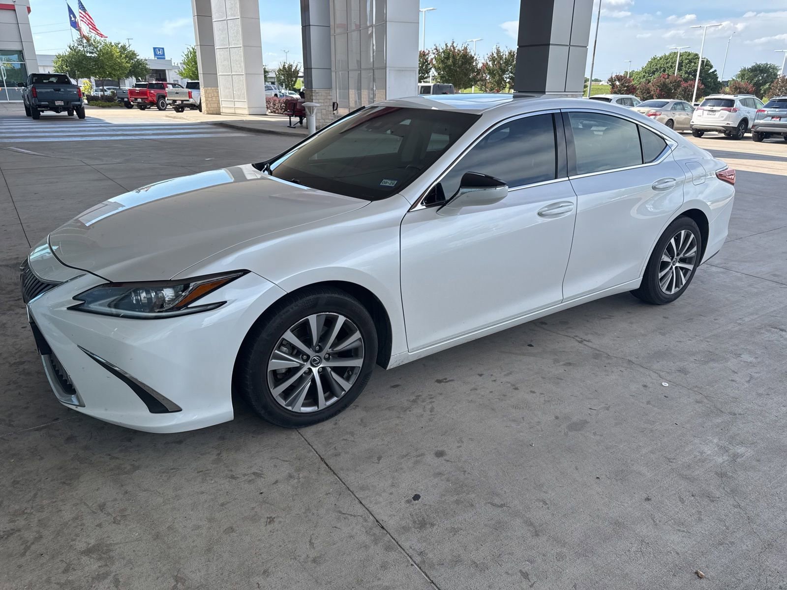 Used 2020 Lexus ES 350 w/ Premium Package FWD image 1
