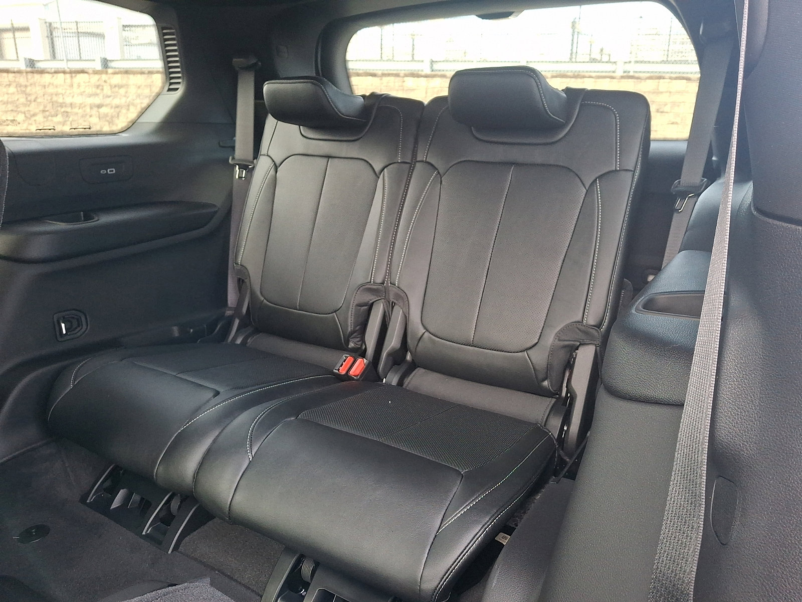 New 2026 Jeep Grand Cherokee L Limited image 8