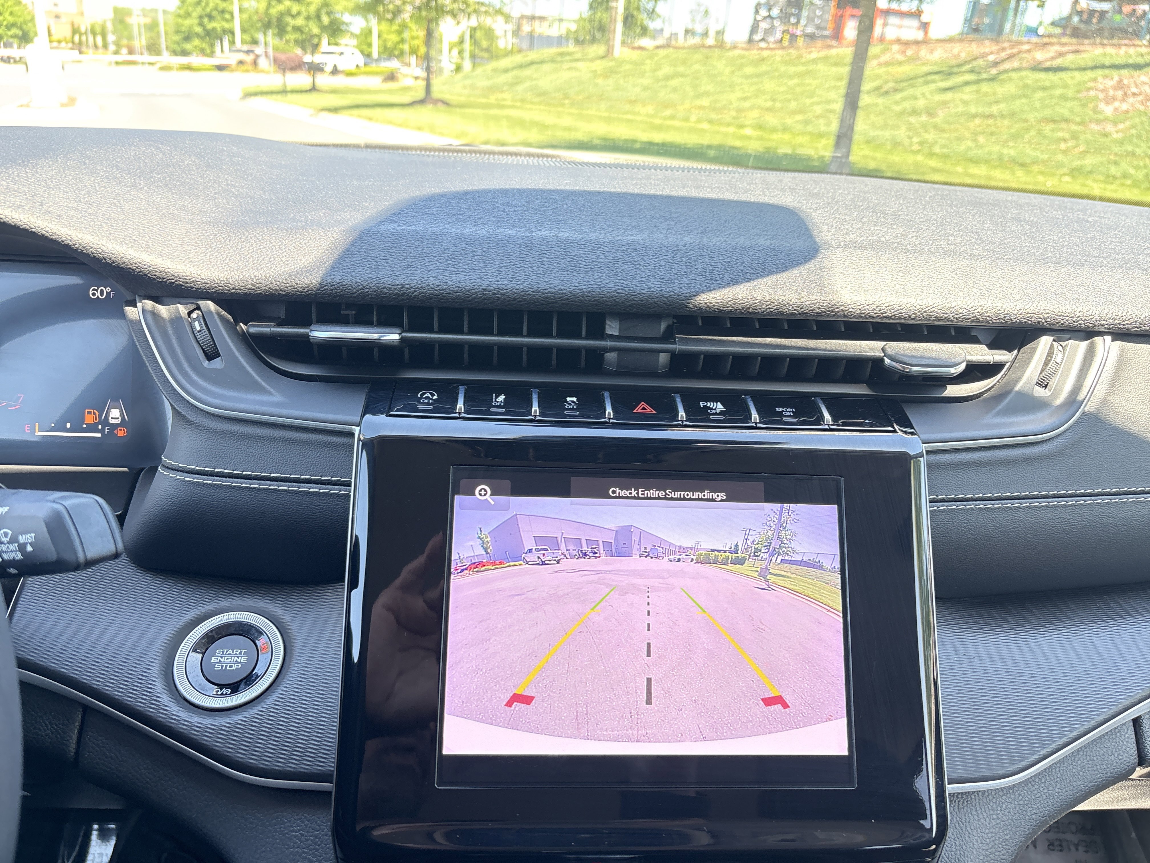 Certified 2023 Jeep Grand Cherokee Laredo RWD image 28