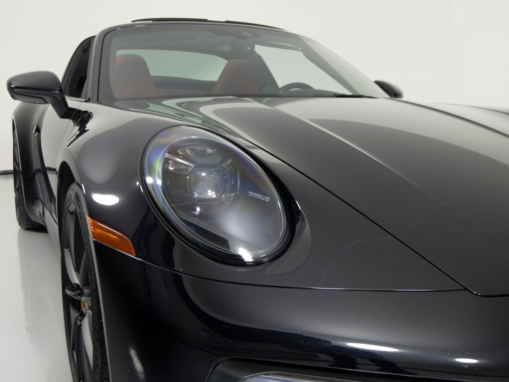 Certified 2021 Porsche 911 Targa 4S image 44