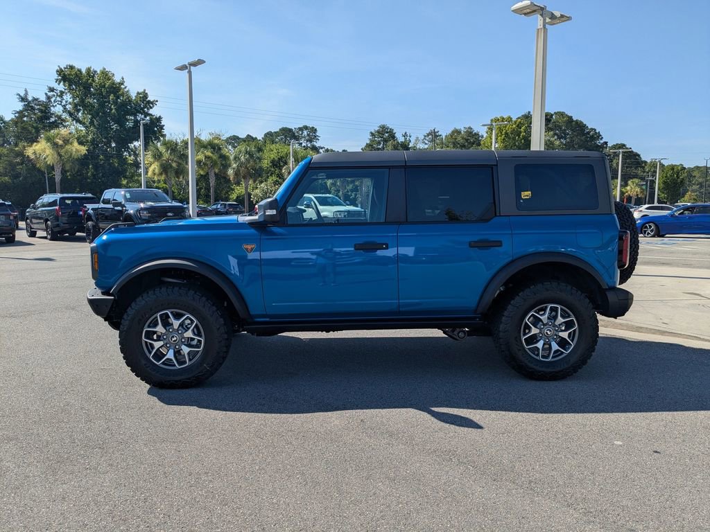 New 2025 Ford Bronco Badlands image 8
