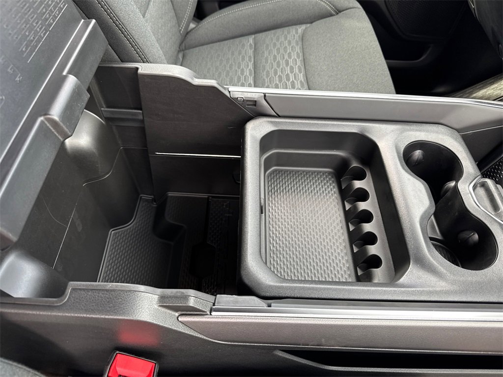 New 2026 RAM 1500 4x4 Crew Cab image 19