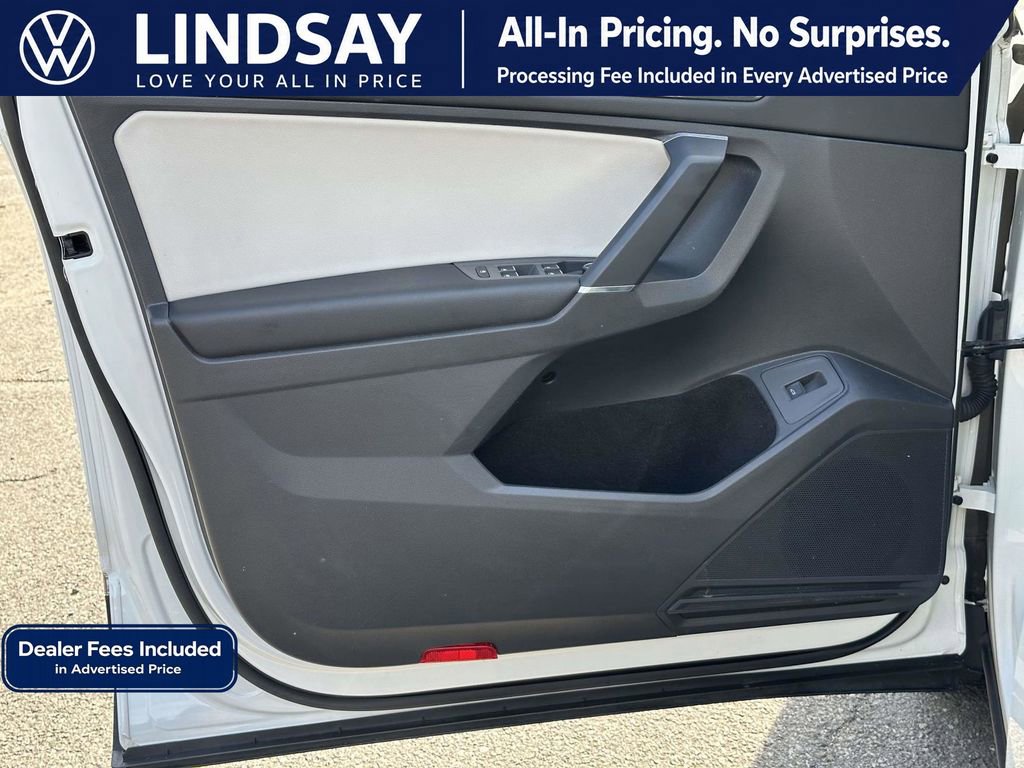 Used 2018 Volkswagen Tiguan SEL AWD/4WD image 9