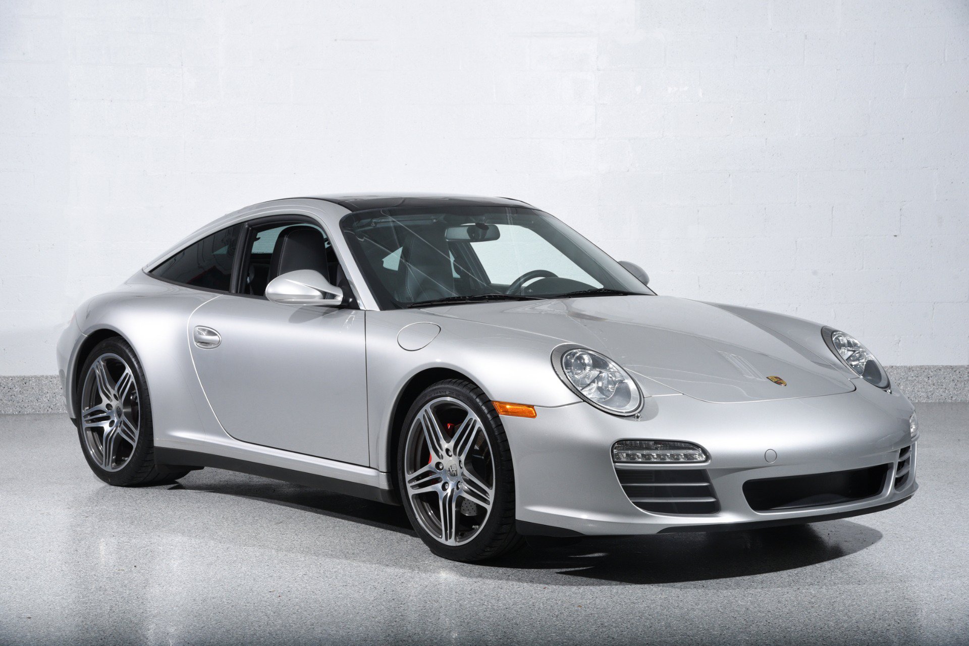 Used 2010 Porsche 911 Targa 4S AWD/4WD image 2