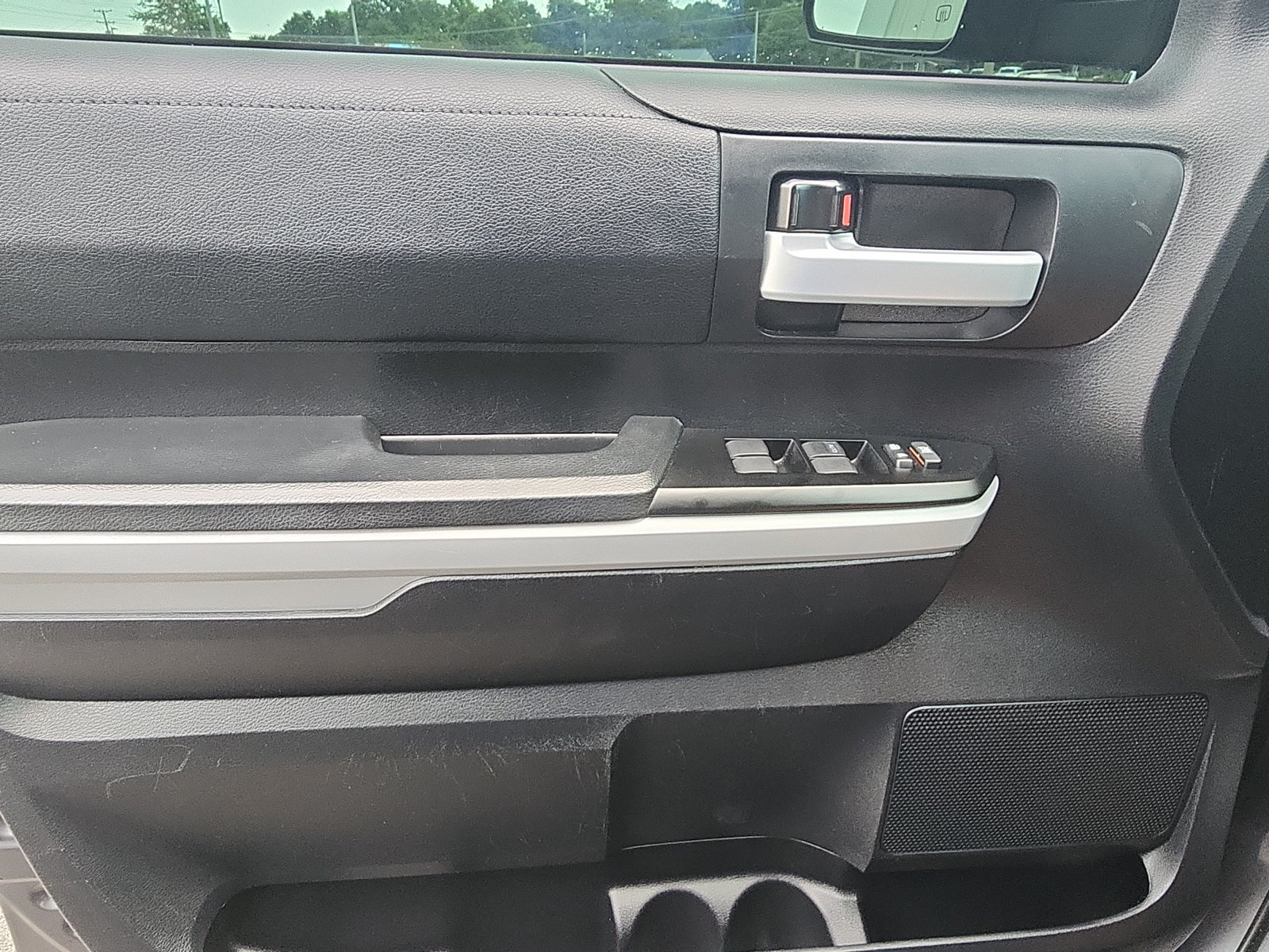 Used 2021 Toyota Tundra SR5 RWD image 18