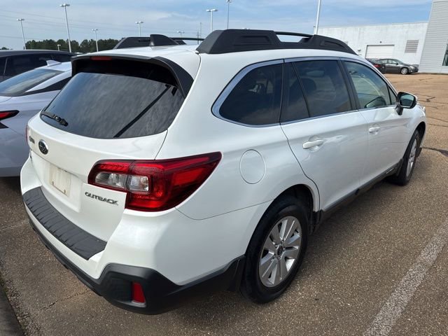 Used 2019 Subaru Outback 2.5i Premium AWD/4WD image 6
