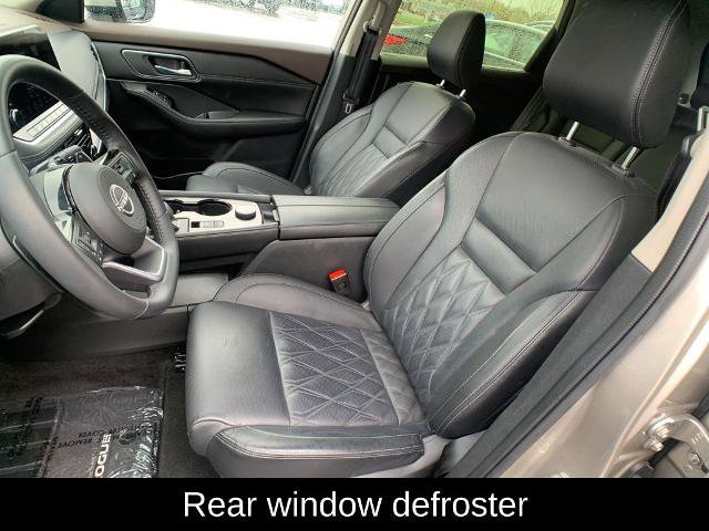 Certified 2023 Nissan Rogue Platinum w/ Platinum Premium Package AWD/4WD image 16