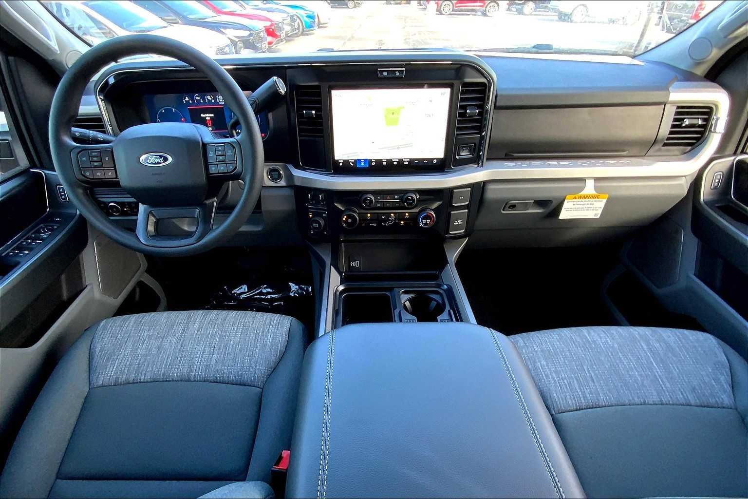New 2026 Ford F350 XLT w/ XLT Premium Package AWD/4WD image 12