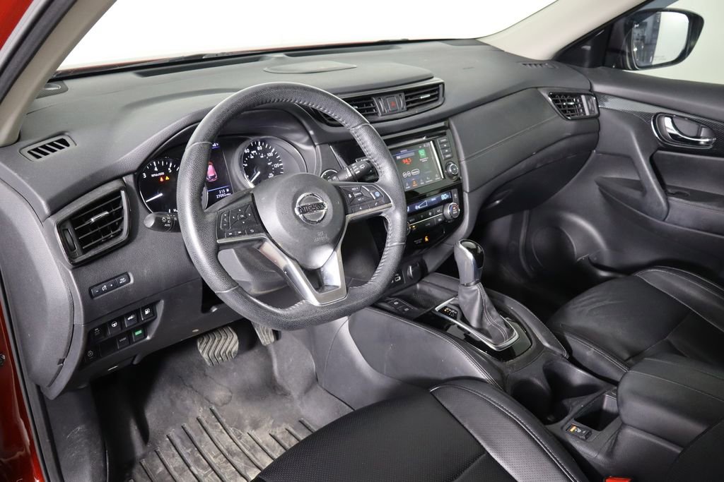 Used 2020 Nissan Rogue SL image 25
