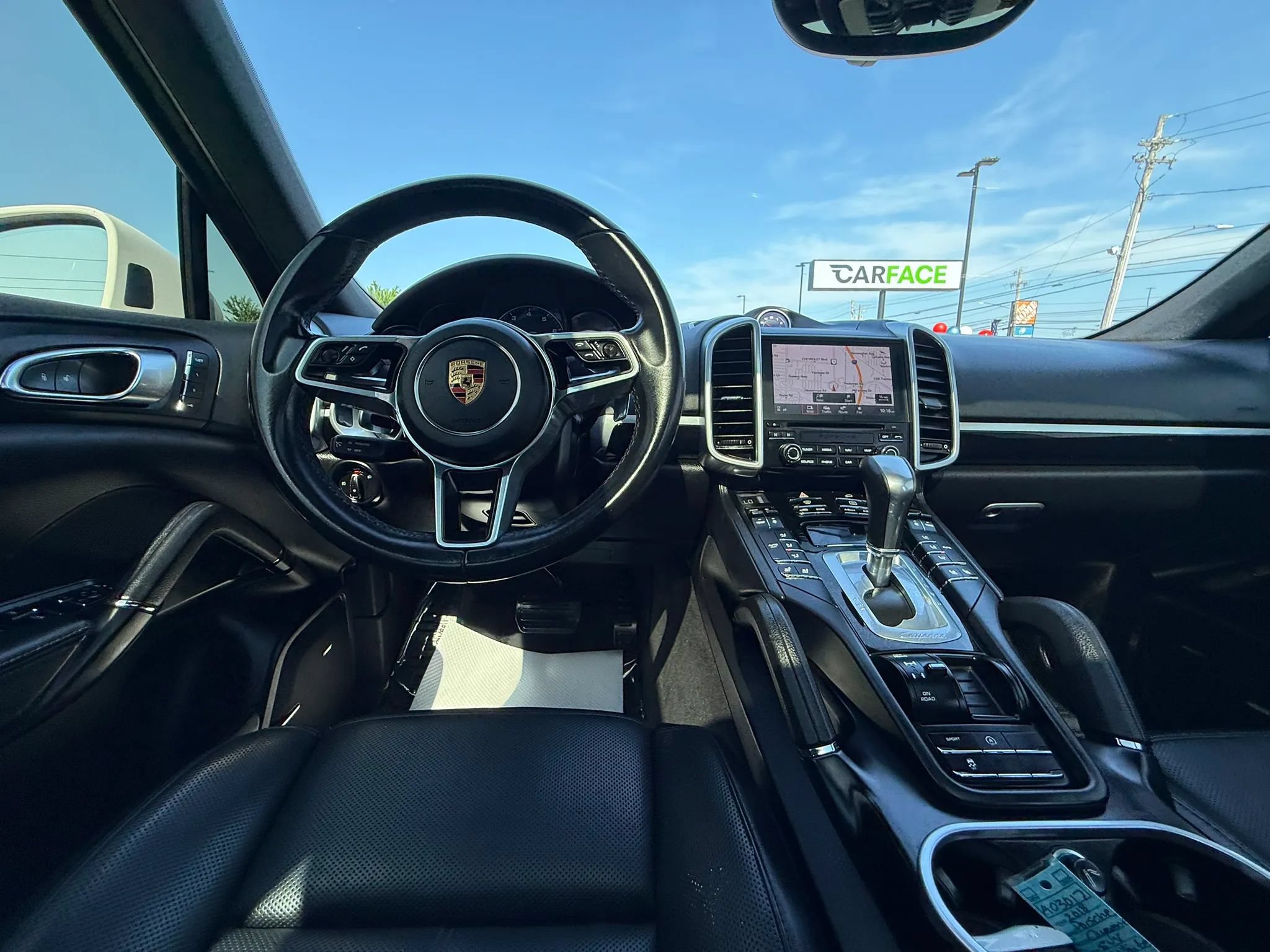 Used 2018 Porsche Cayenne Platinum Edition AWD/4WD image 25